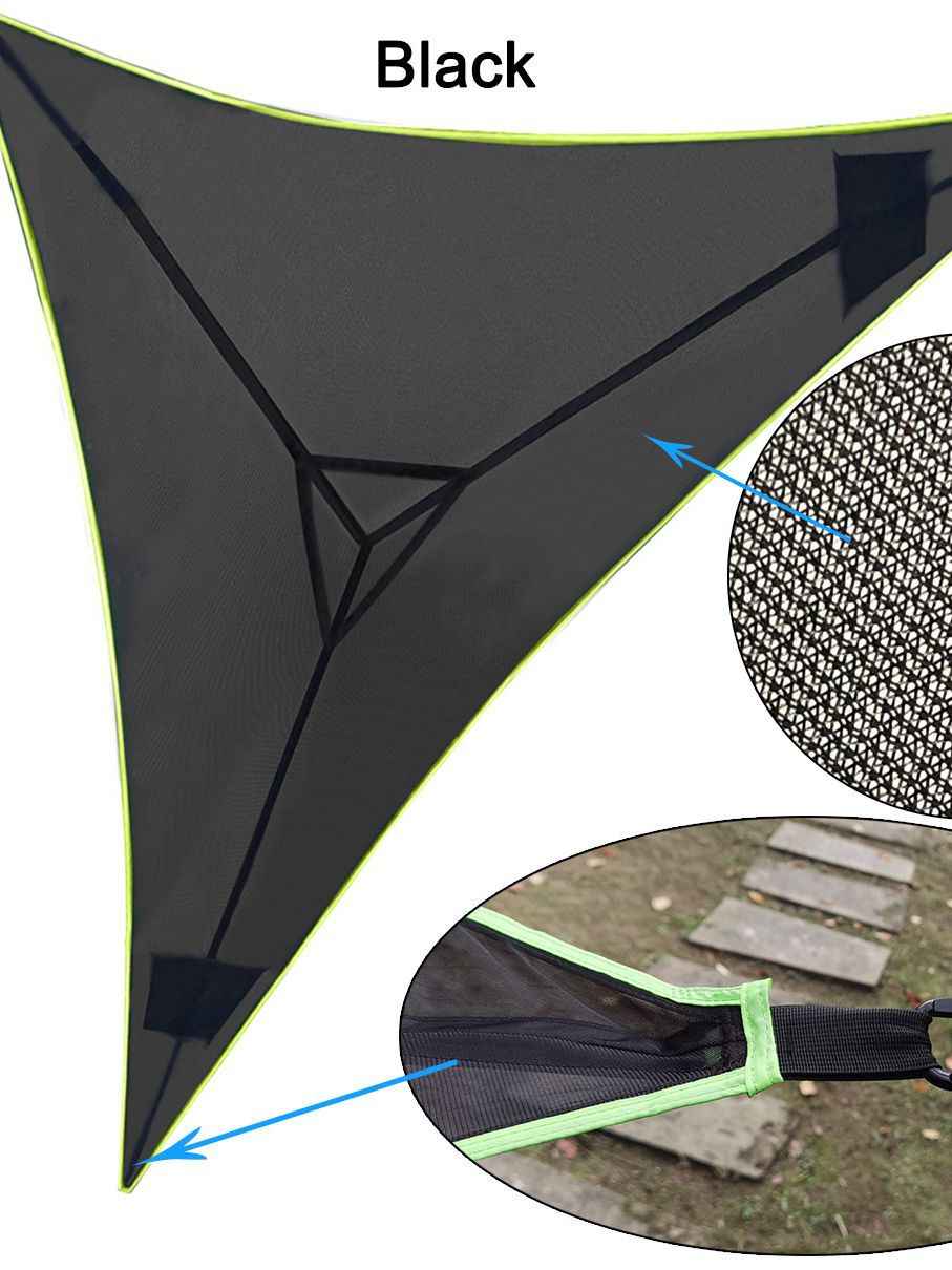 Outdoor triangular hammock